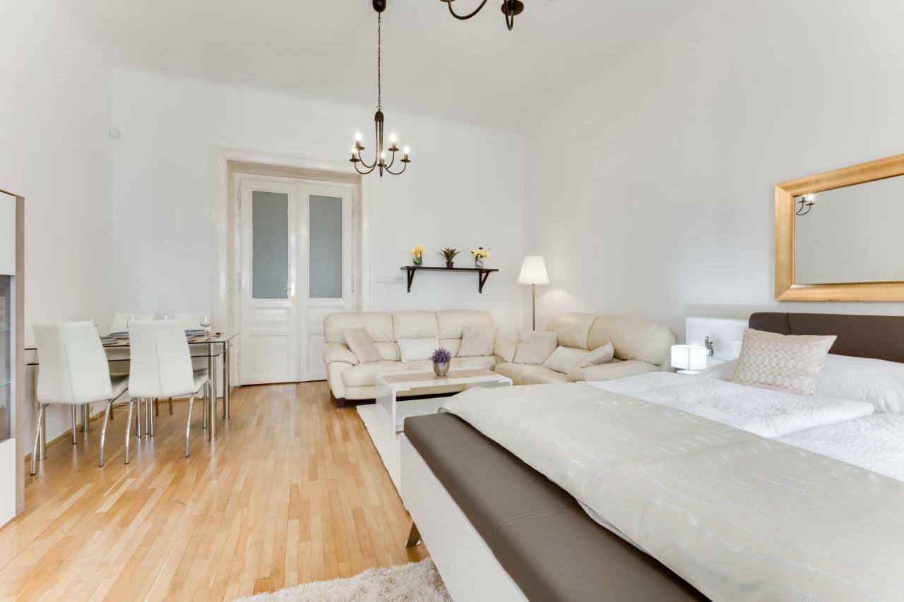 Diamond Riverside In The Heart Of Lejlighed *